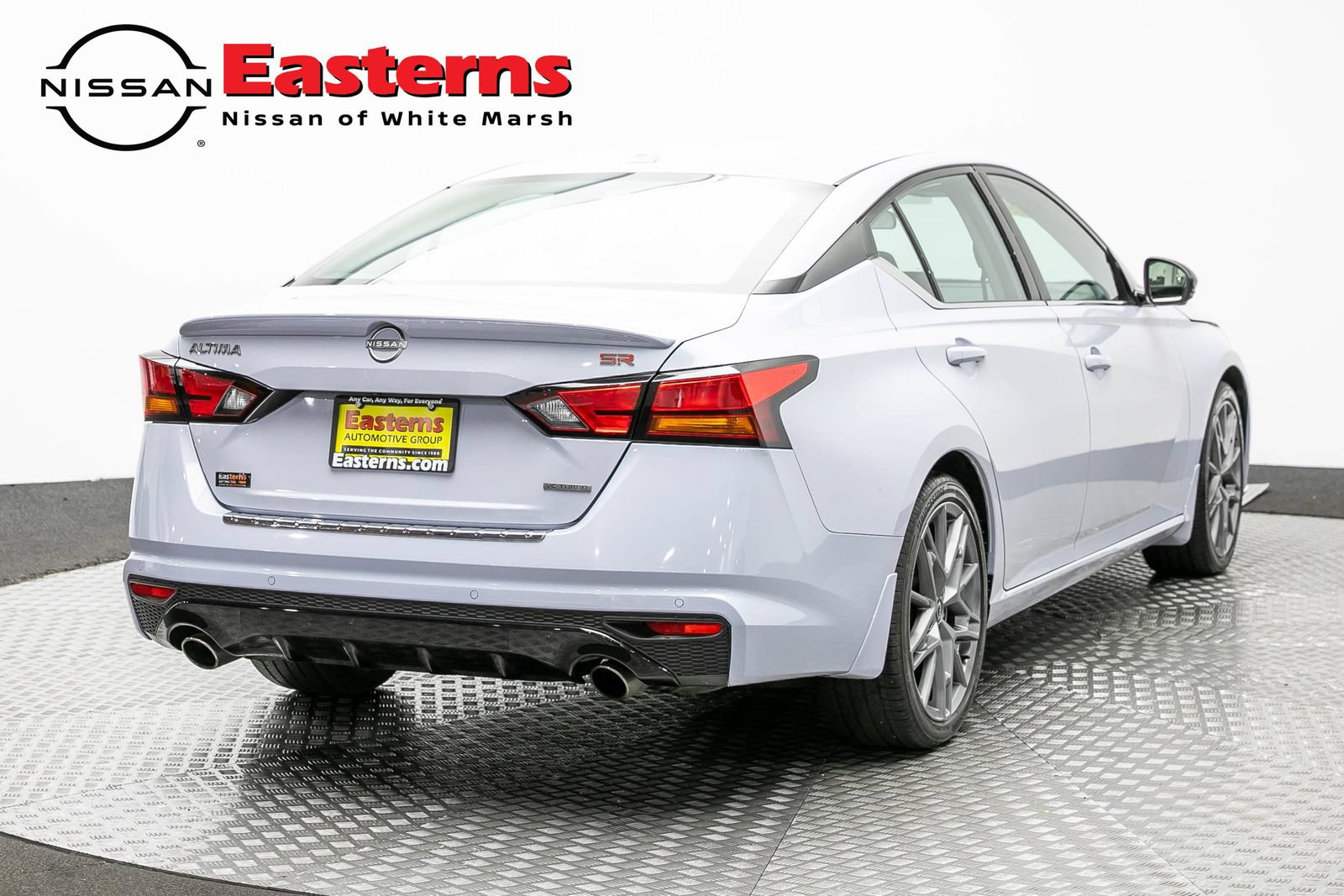 Used 2023 Nissan Altima 2.0 SR FWD image 5