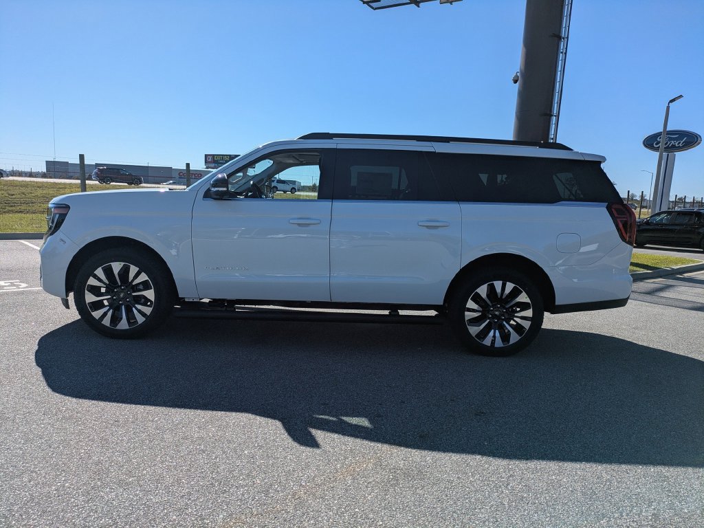 New 2027 Ford Expedition Max Platinum w/ Driver's Package RWD image 9