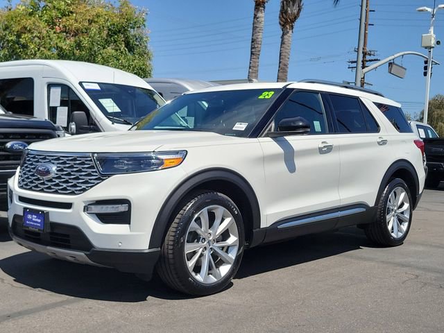 Certified 2023 Ford Explorer Platinum w/ Technology Package AWD/4WD image 31
