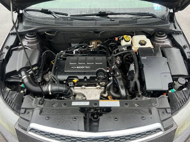 Used 2011 Chevrolet Cruze LT image 29