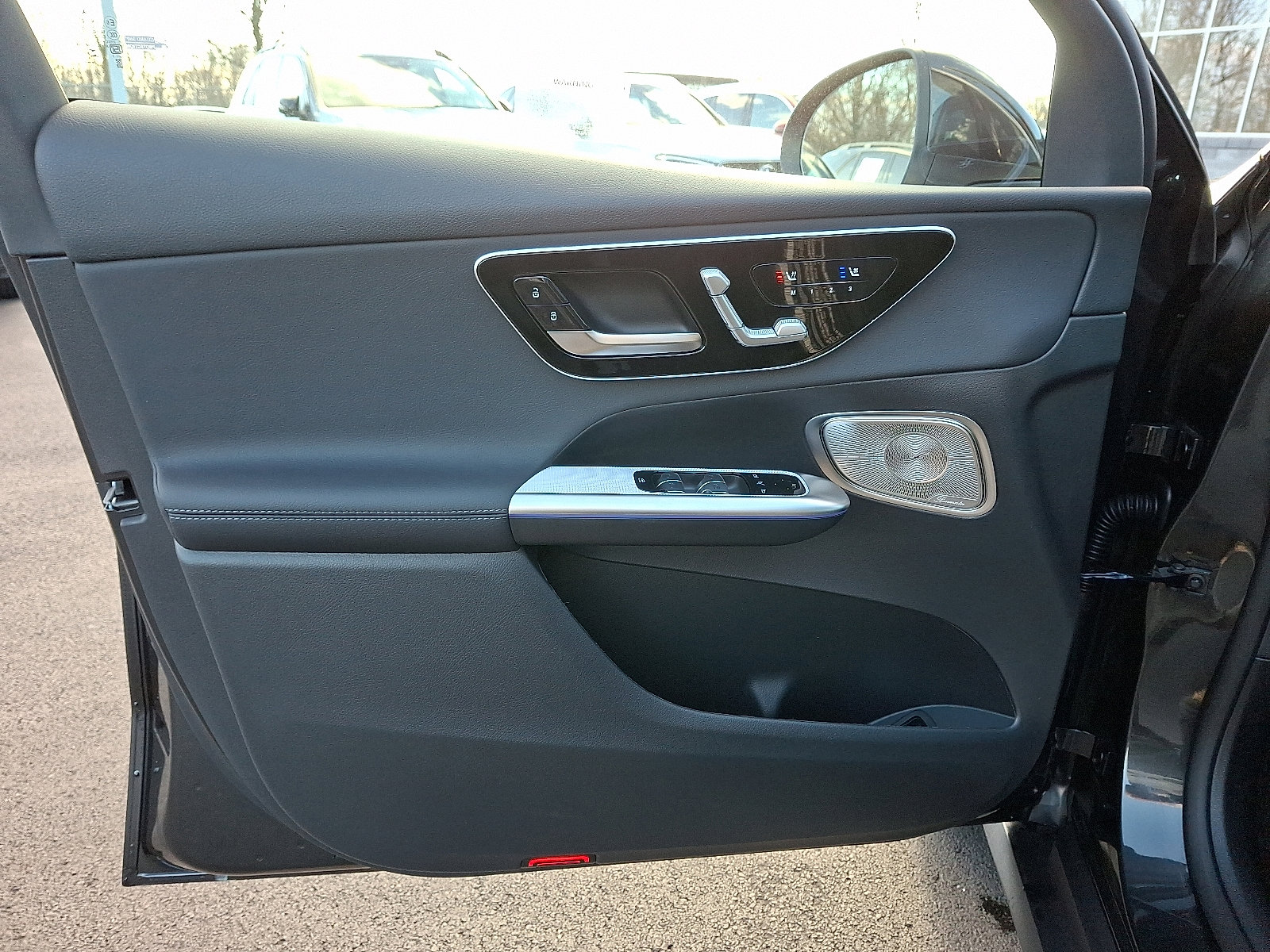 Used 2026 Mercedes-Benz GLC 300 4MATIC image 11