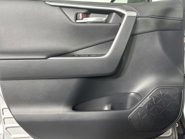 Used 2020 Toyota RAV4 XSE image 23