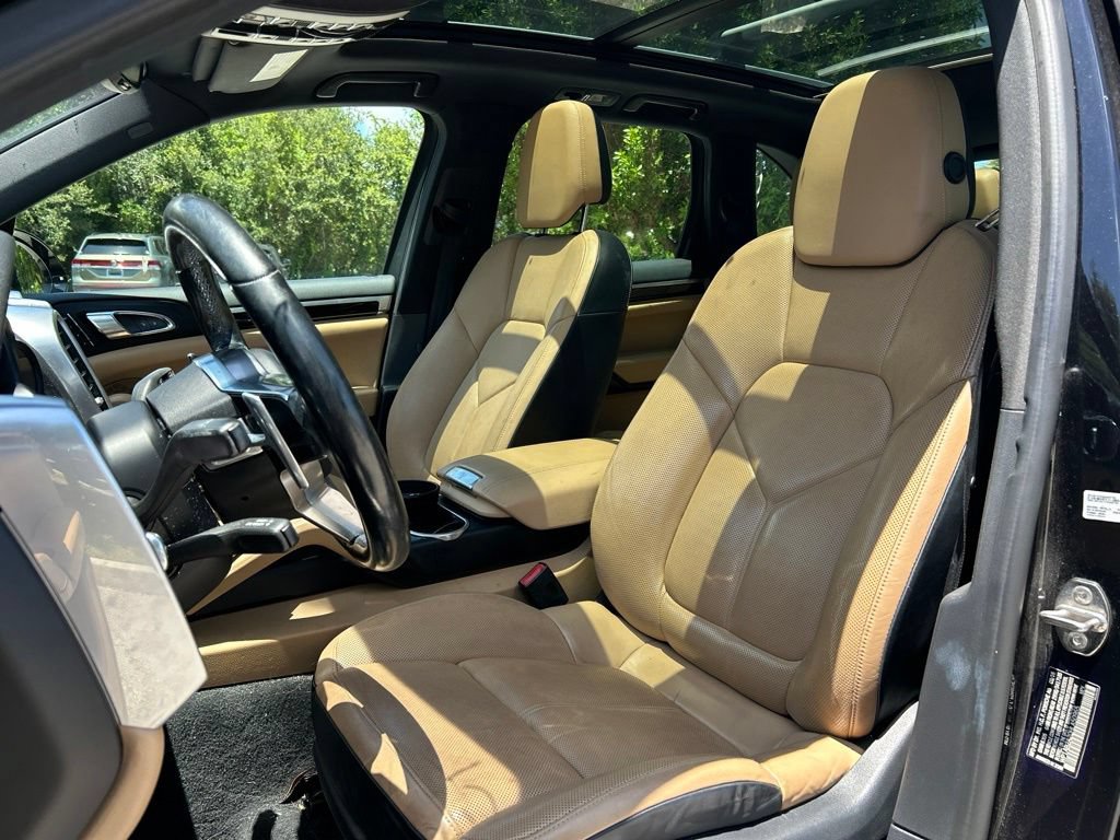 Used 2017 Porsche Cayenne S AWD/4WD image 21