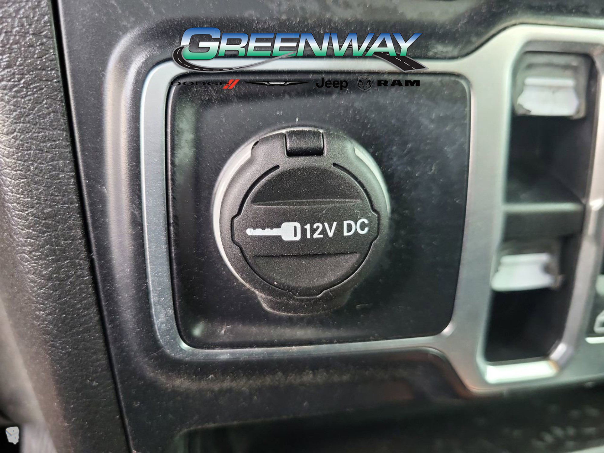 Used 2020 Jeep Wrangler Unlimited Sahara image 21