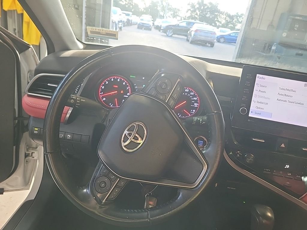 Used 2023 Toyota Camry XSE image 9