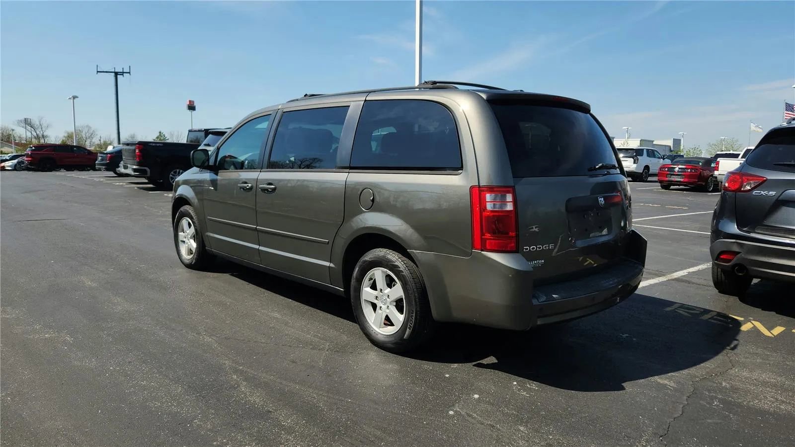 Used 2010 Dodge Grand Caravan Hero w/ Popular Equipment Group image 6