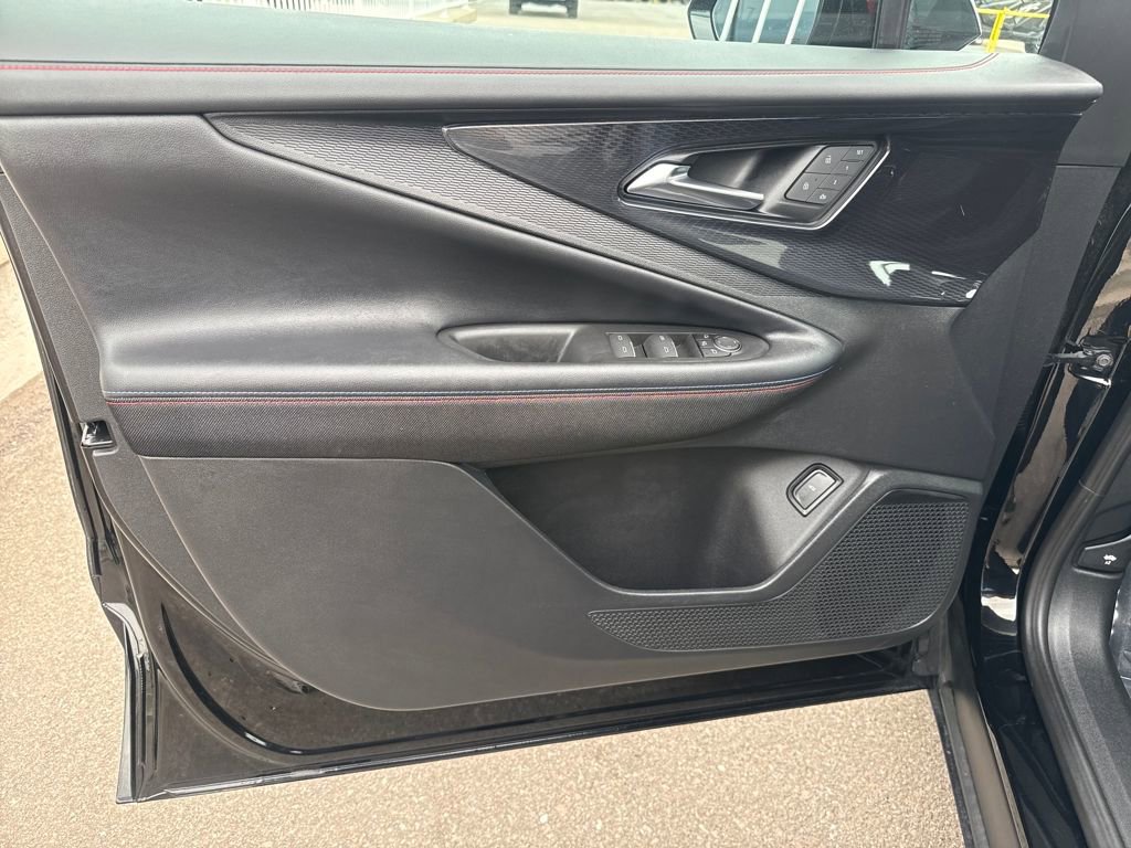 Used 2025 Chevrolet Blazer EV RS image 10