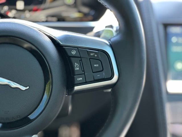 Used 2024 Jaguar F-TYPE R-Dynamic RWD image 22
