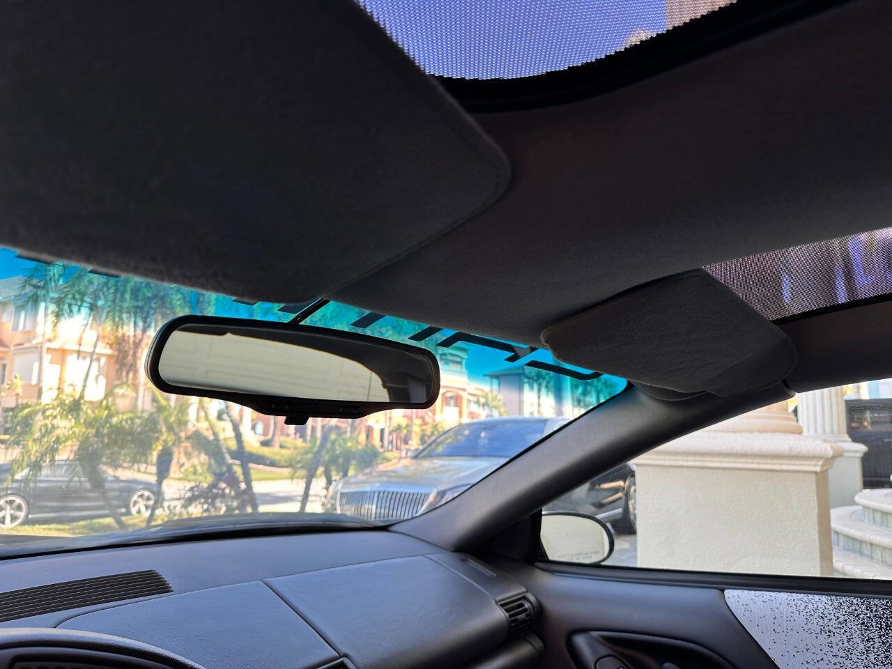 Used 1993 Chevrolet Camaro Z28 RWD image 22