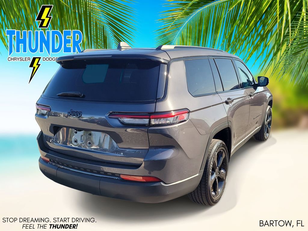 Used 2024 Jeep Grand Cherokee L Laredo RWD image 4