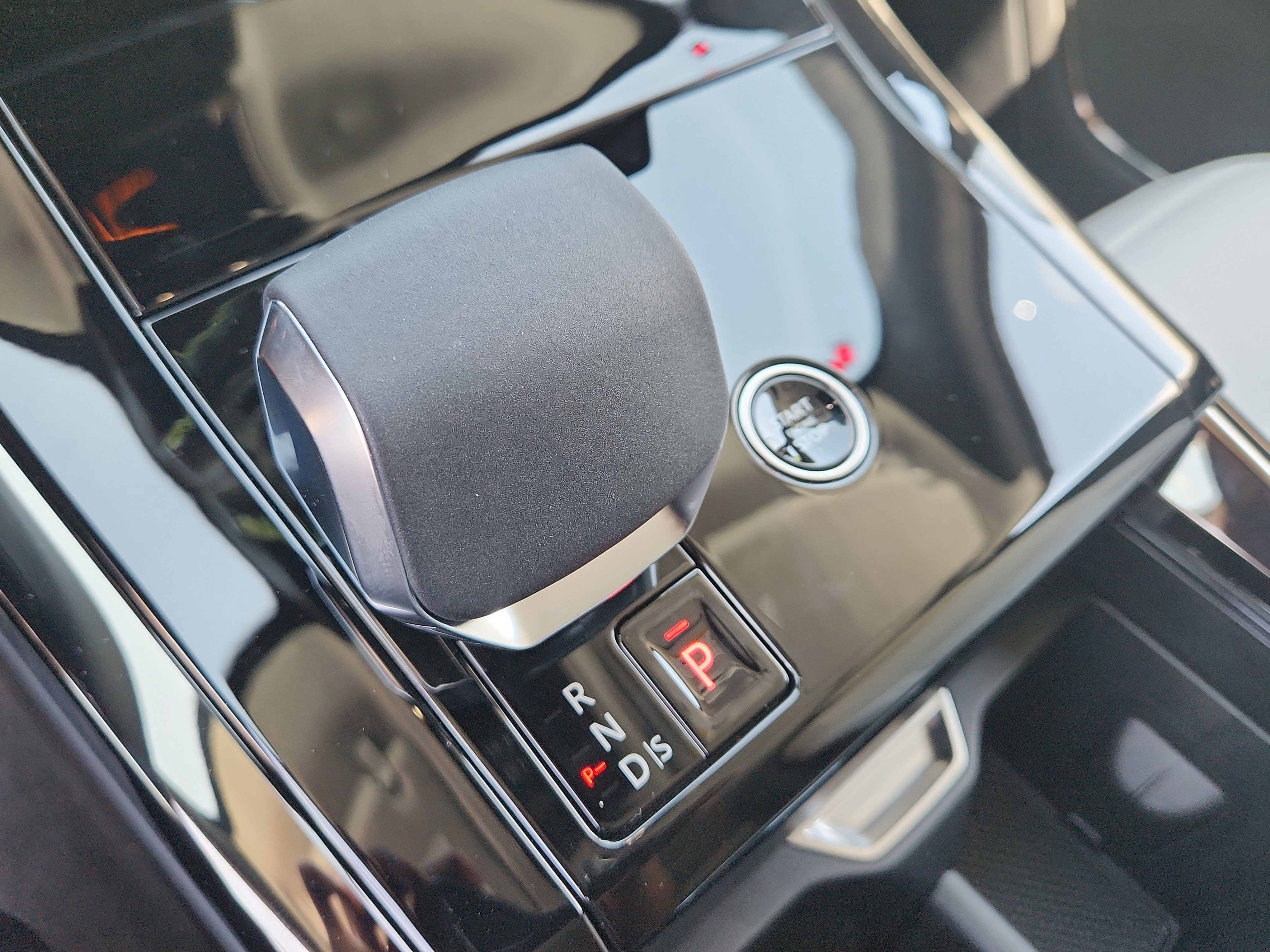 New 2025 Land Rover Range Rover Sport Autobiography image 27