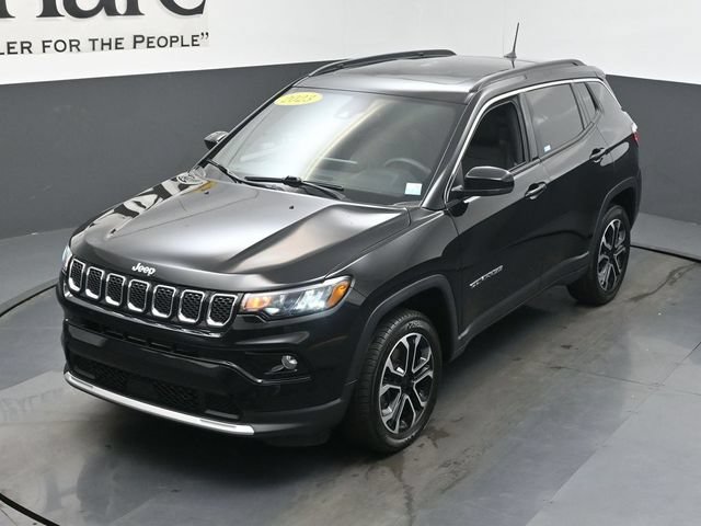 Used 2023 Jeep Compass Limited w/ Sun and Sound Group AWD/4WD image 45