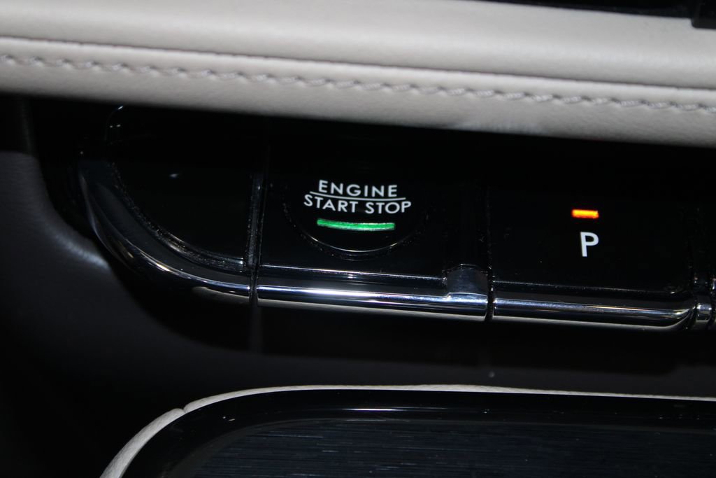 Used 2023 Lincoln Nautilus Reserve image 44