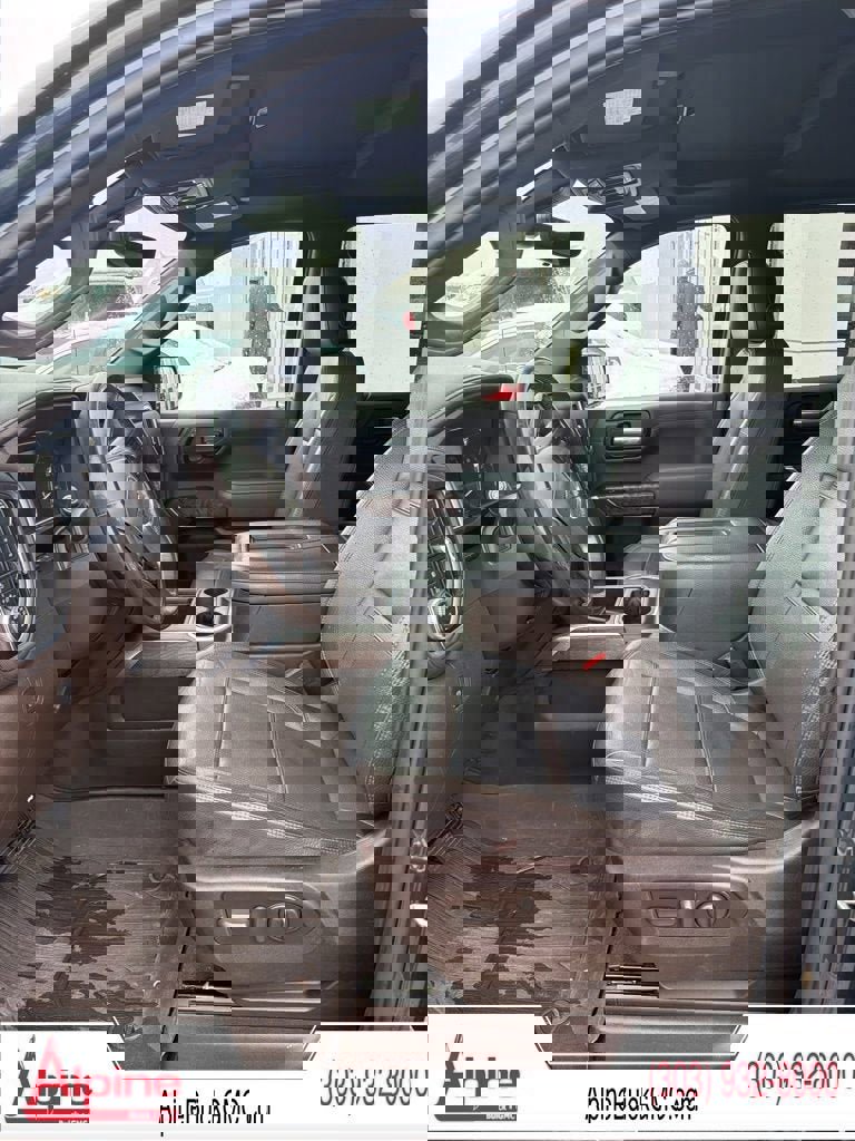 Used 2021 GMC Sierra 1500 Denali w/ Denali Ultimate Package AWD/4WD image 3