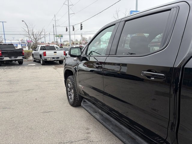 Used 2024 GMC Sierra 1500 AT4 w/ Technology Package image 5