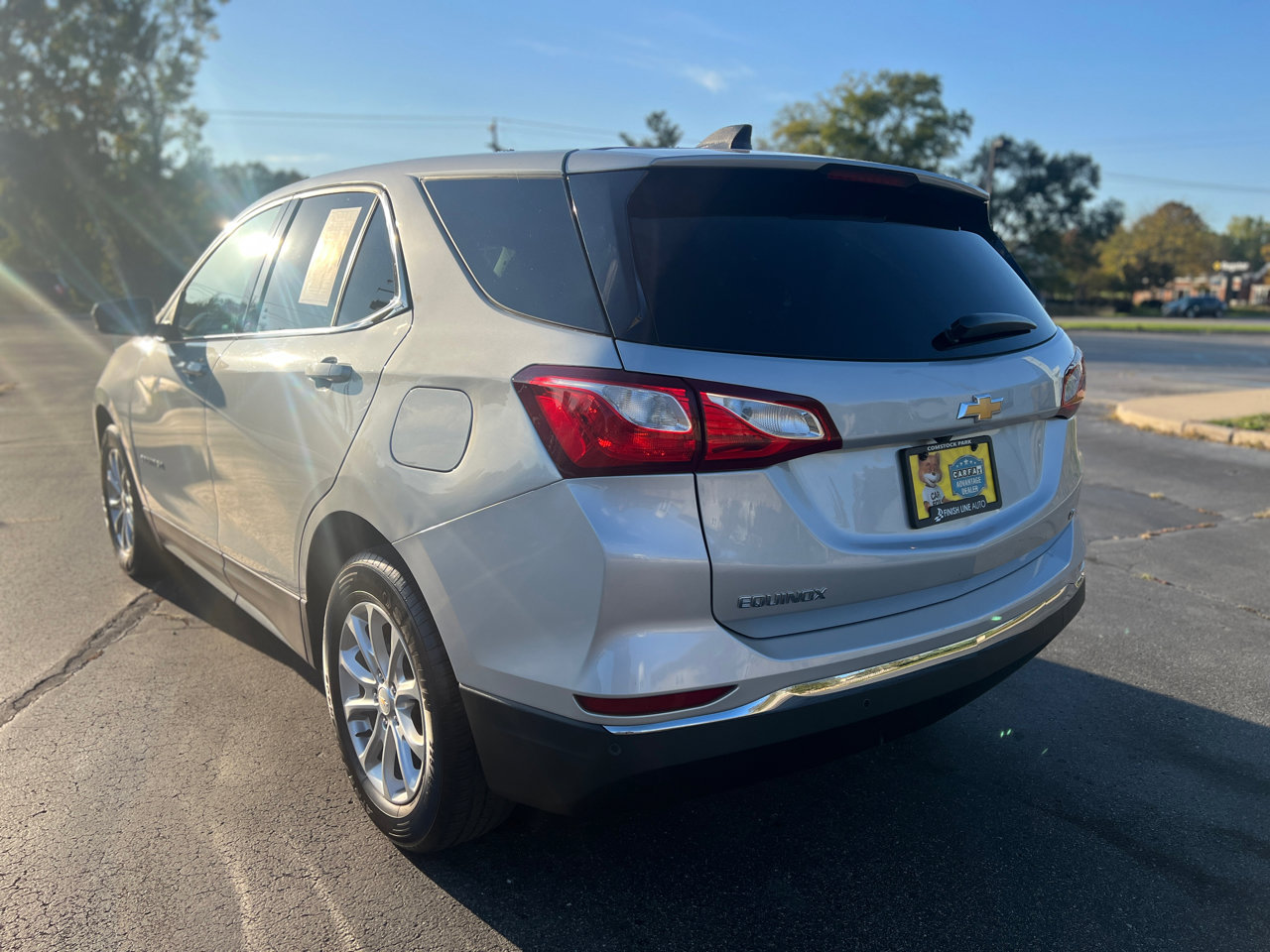 Used 2020 Chevrolet Equinox LT w/ Driver Convenience Package image 5