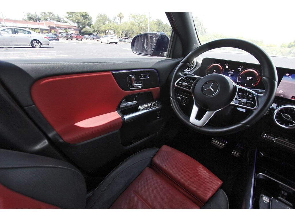 Used 2023 Mercedes-Benz GLA 250 image 9