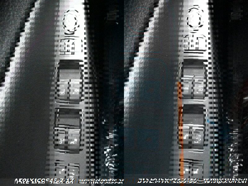 Used 2018 Chevrolet Suburban Premier image 34