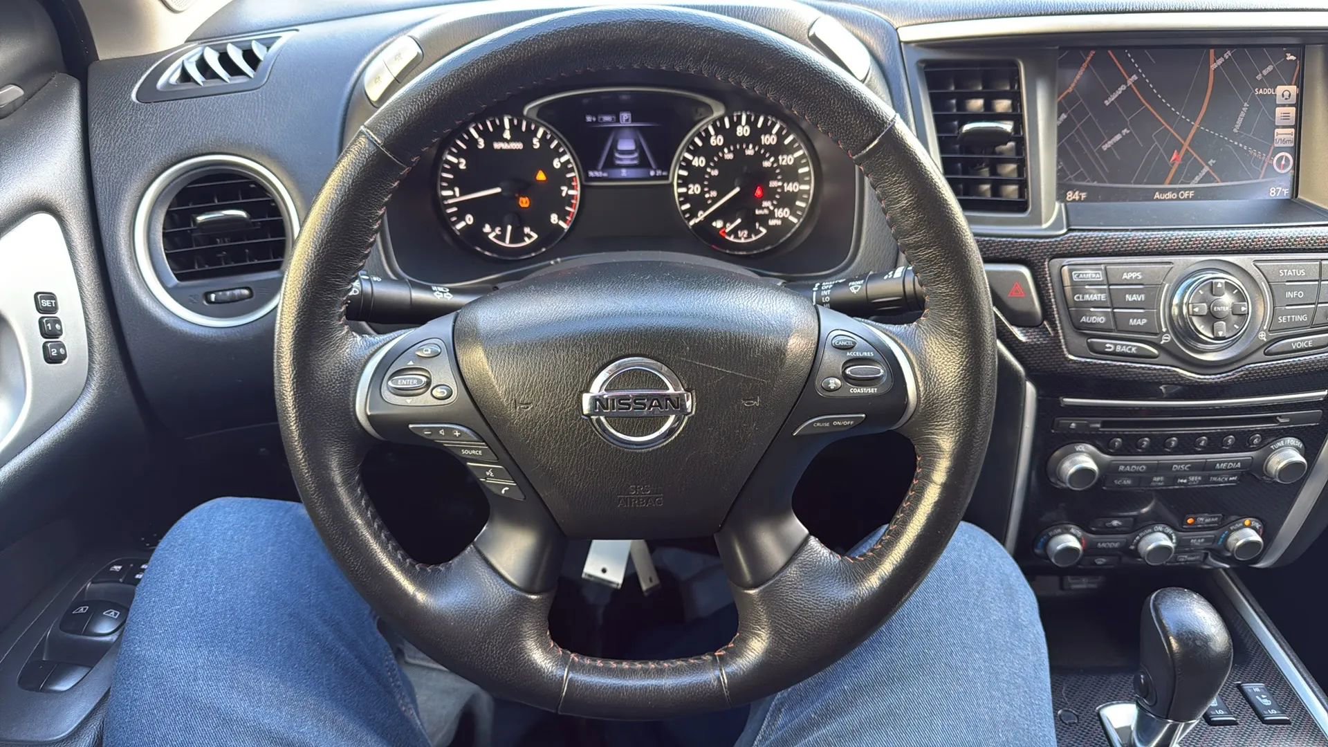 Used 2020 Nissan Pathfinder SL AWD/4WD image 10