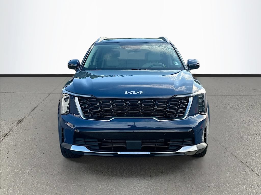 Certified 2025 Kia Sorento S w/ Panoramic Sunroof Package FWD image 2