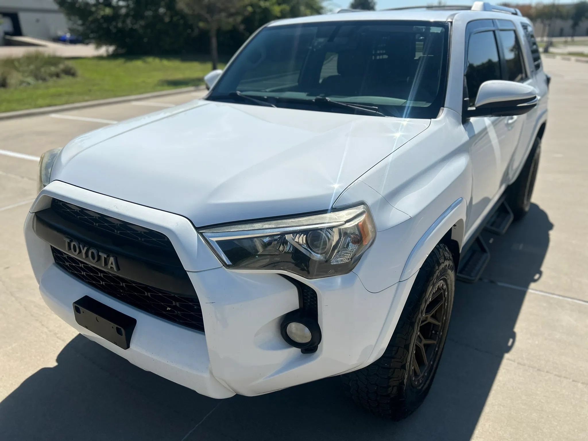 Used 2014 Toyota 4Runner SR5 Premium RWD image 2