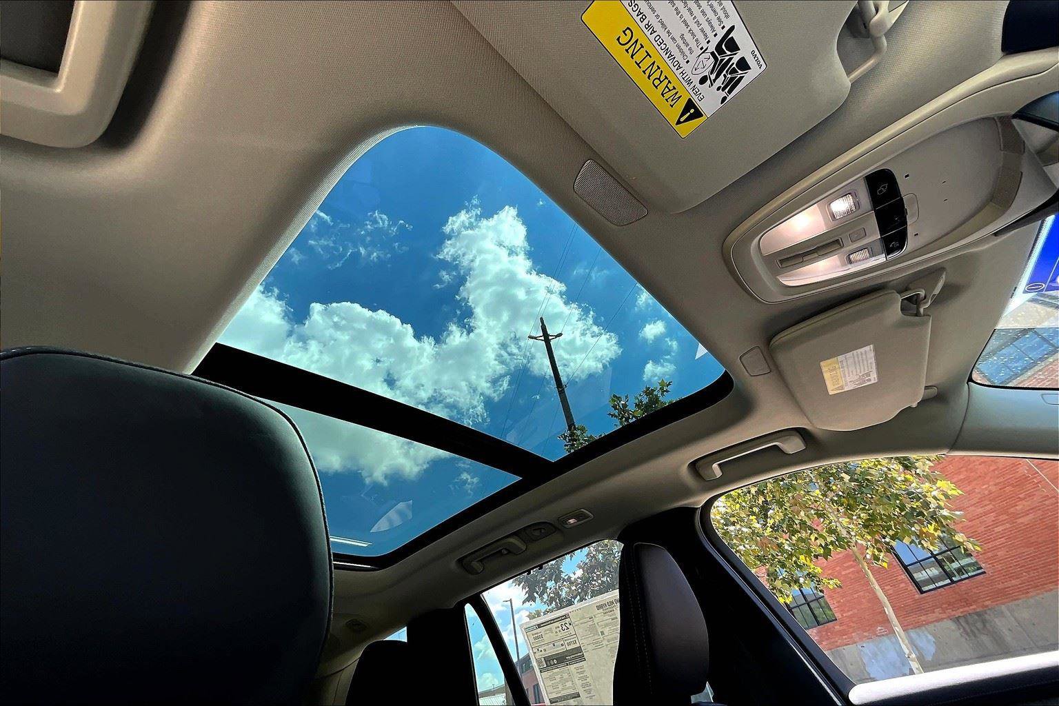 New 2026 Volvo XC90 B6 Ultra w/ Protection Package Premier image 25