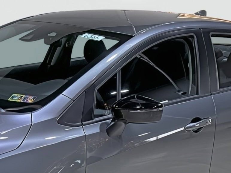 Used 2025 Nissan Versa SR w/ Trunk Package image 8
