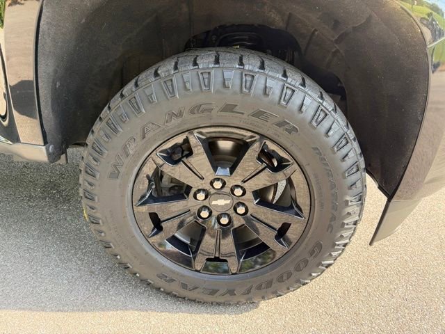 Used 2021 Chevrolet Colorado Z71 w/ Z71 Midnight Edition AWD/4WD image 35
