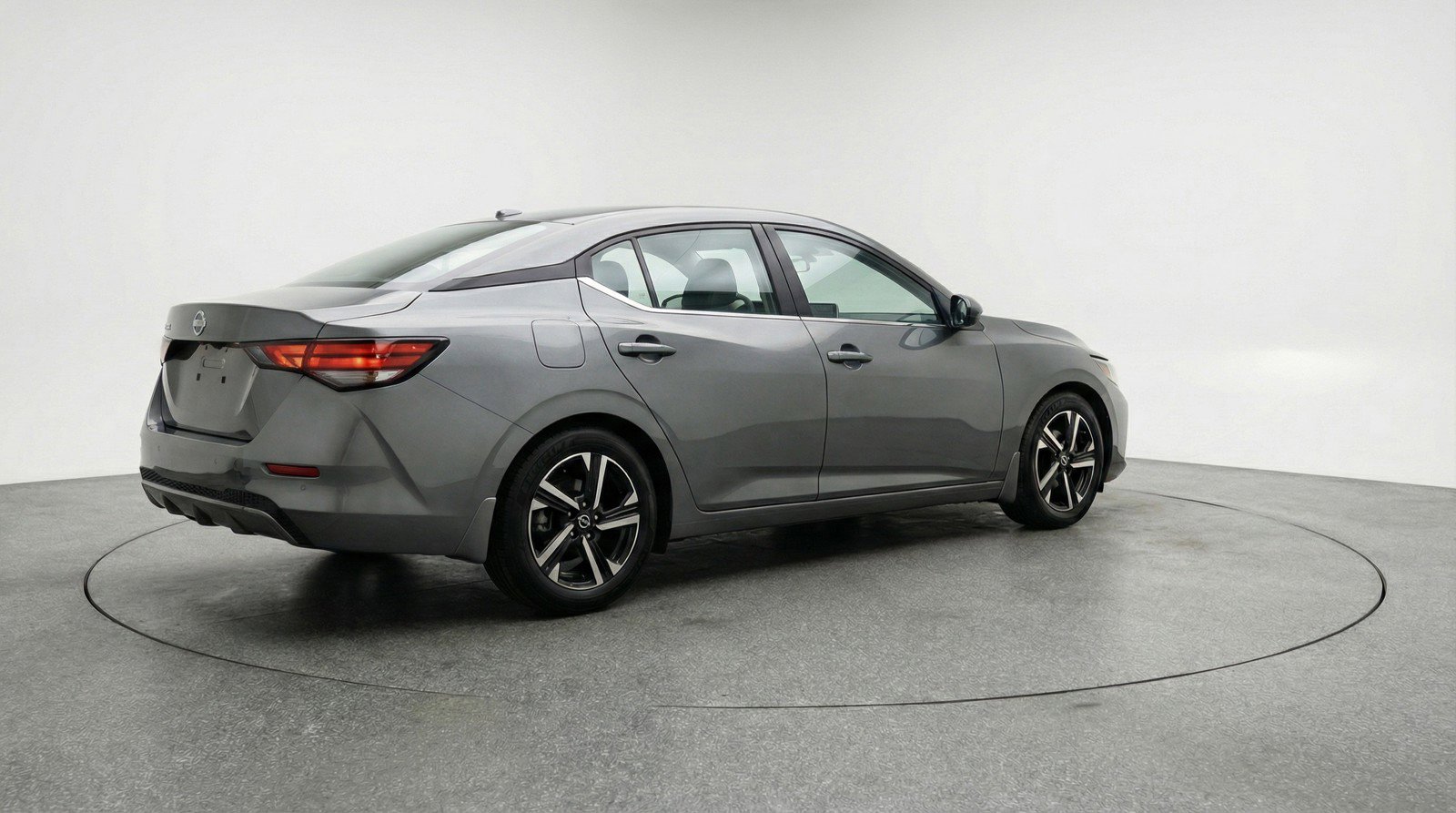 Used 2025 Nissan Sentra SV FWD image 9