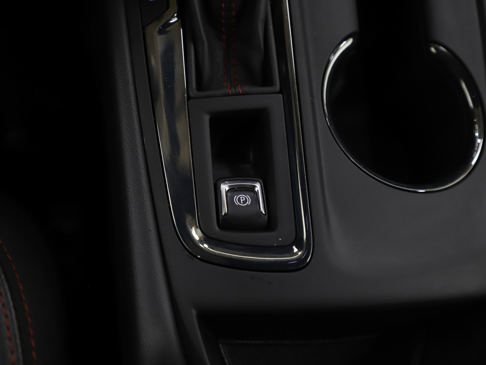 Used 2024 Chevrolet Equinox RS w/ RS Leather Package image 25