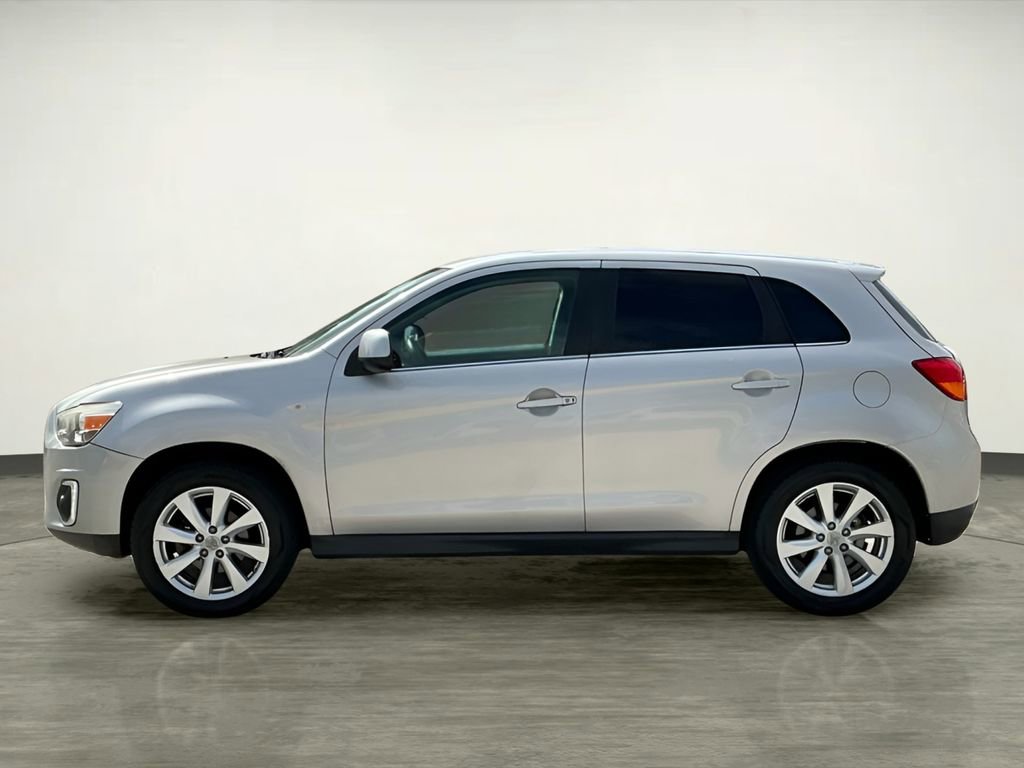 Used 2015 Mitsubishi Outlander Sport SE image 3