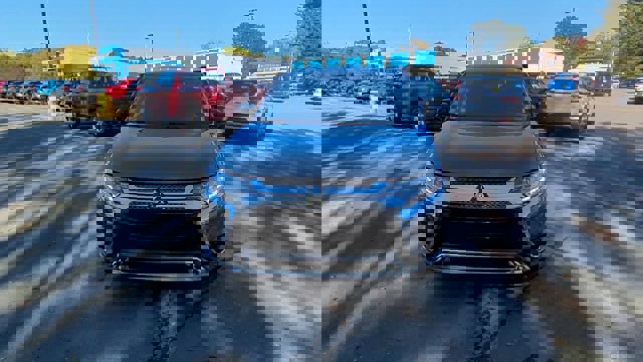 Used 2020 Mitsubishi Outlander ES image 39