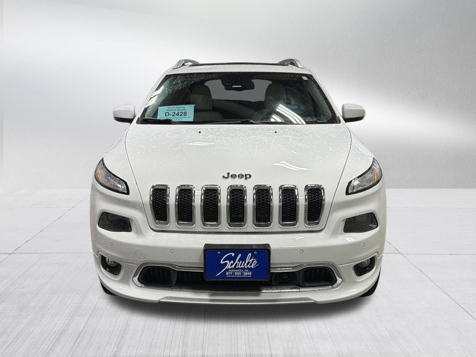 Used 2018 Jeep Cherokee Overland w/ Technology Group image 2