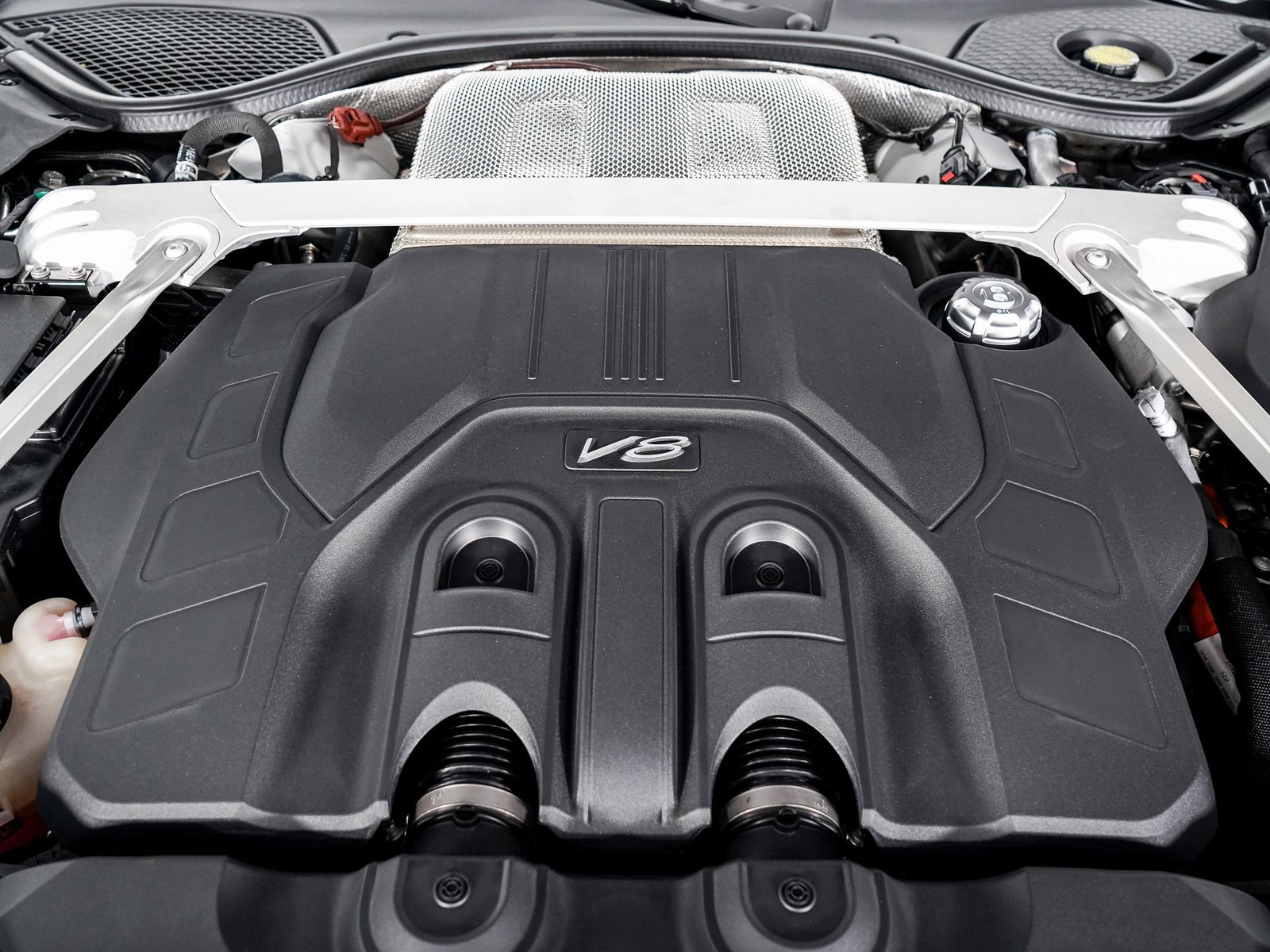 Certified 2025 Bentley Flying Spur Plug-In Hybrid image 50