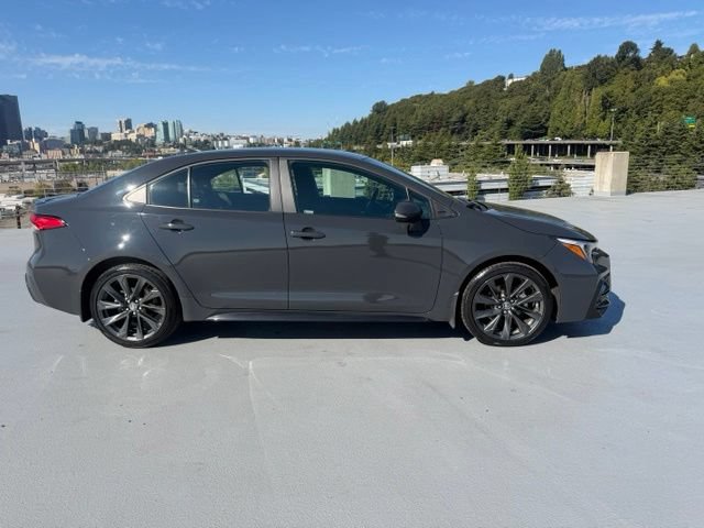 Certified 2024 Toyota Corolla SE FWD image 3