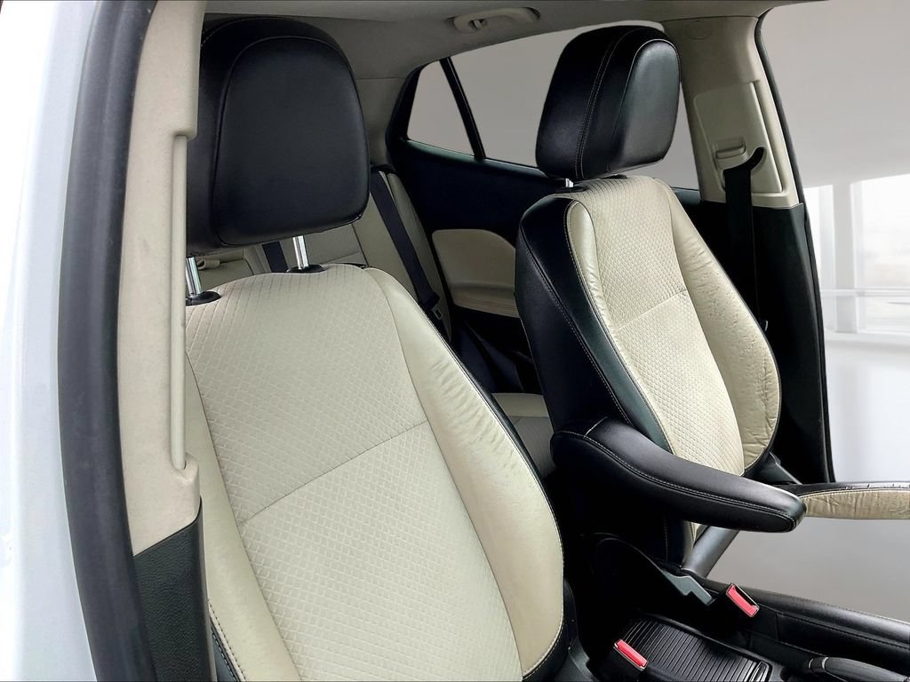 Used 2017 Buick Encore Preferred w/ Experience Buick Package AWD/4WD image 27