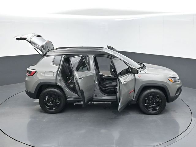 Used 2023 Jeep Compass Trailhawk AWD/4WD image 59
