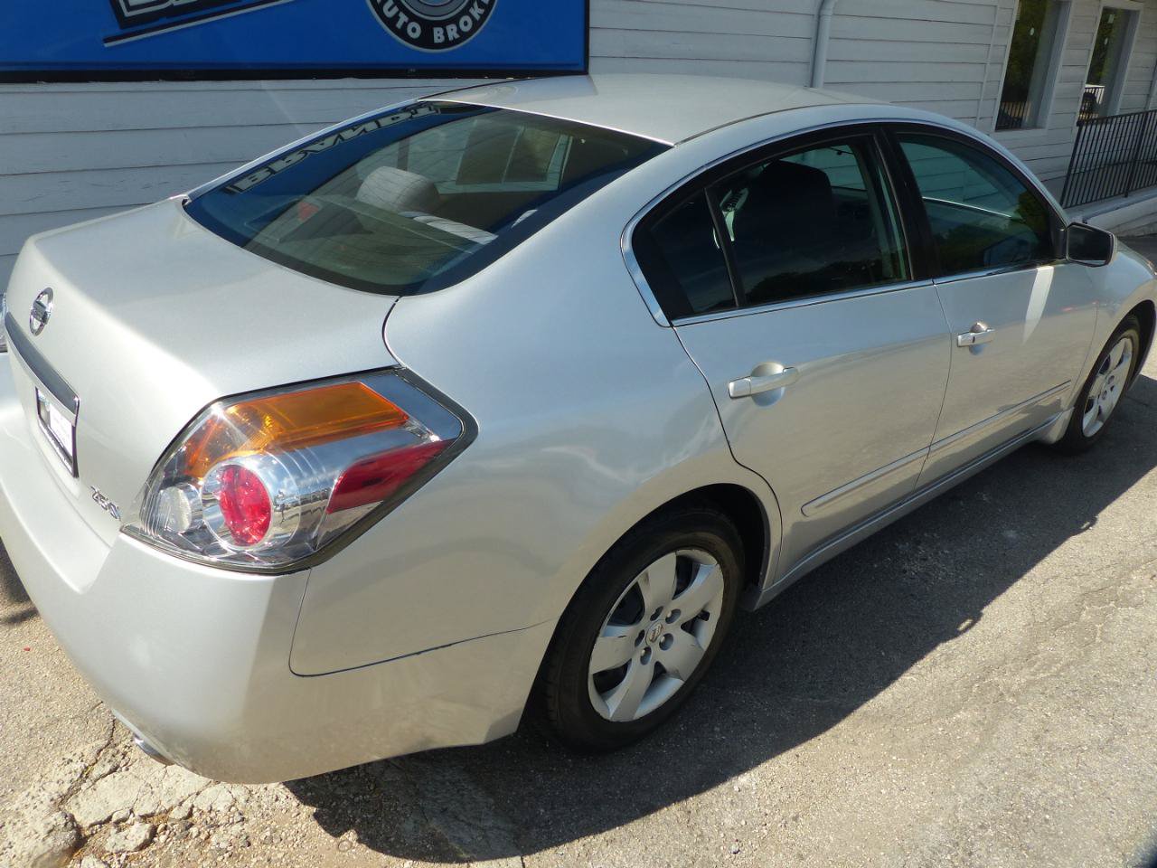 Used 2008 Nissan Altima 2.5 S FWD image 5