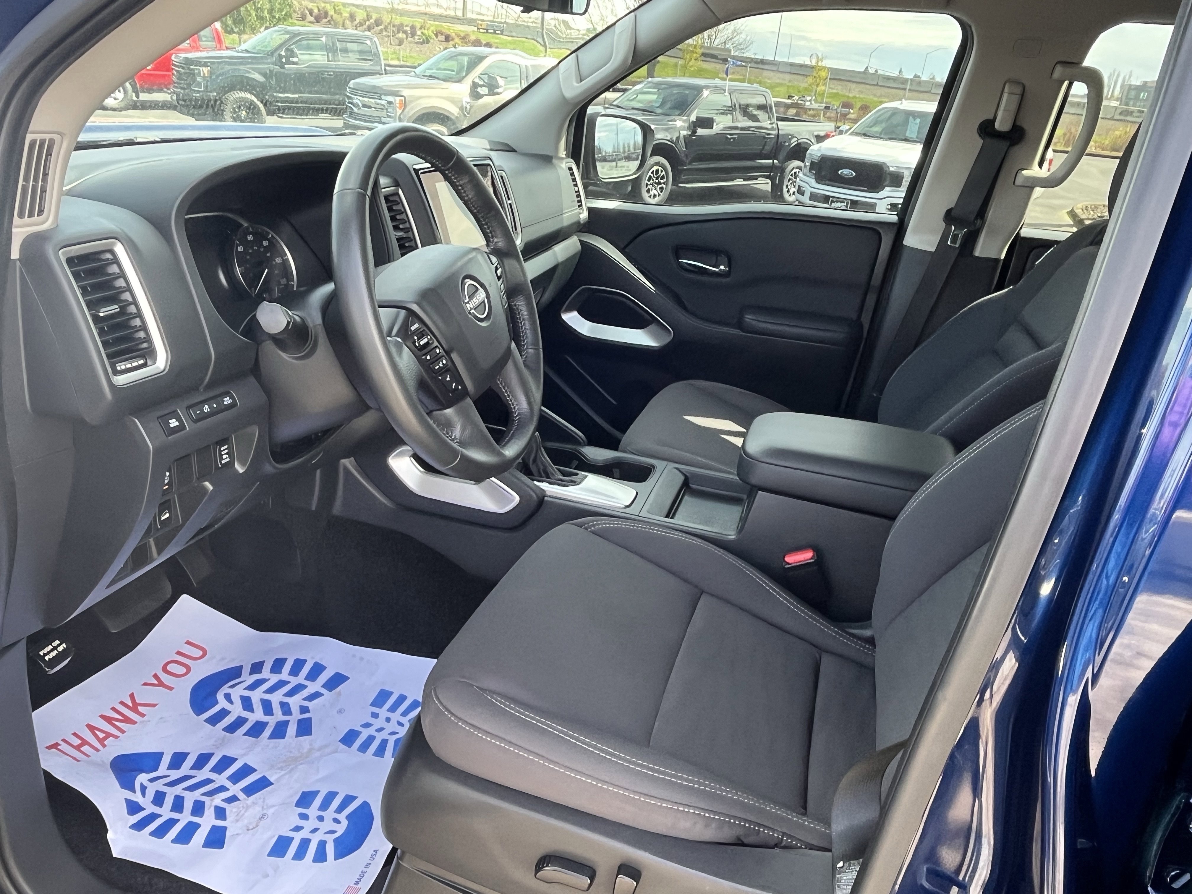 Used 2022 Nissan Frontier SV AWD/4WD image 8