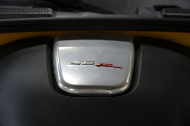 Used 2005 Chevrolet SSR w/ Preferred Equipment Group RWD image 24