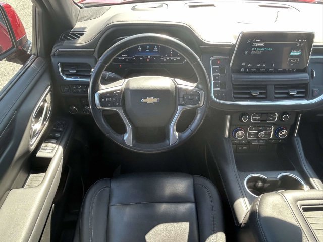 Used 2022 Chevrolet Suburban LT w/ LT Signature Plus Package RWD image 12