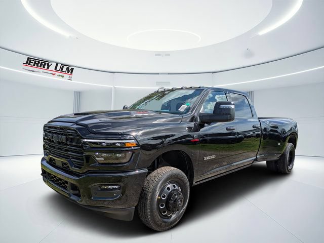 New 2026 RAM 3500 Laramie AWD/4WD image 7