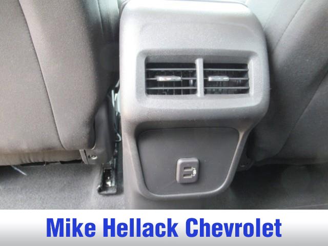 Used 2023 Chevrolet Equinox LT image 18