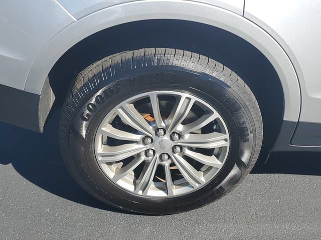 Certified 2018 Cadillac XT5 Luxury w/ Driver Awareness Package AWD/4WD image 5