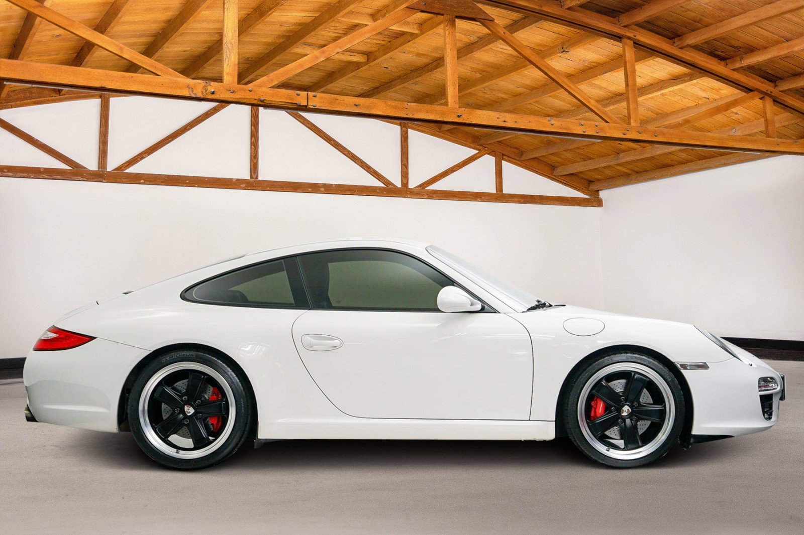 Used 2009 Porsche 911 Carrera S image 6