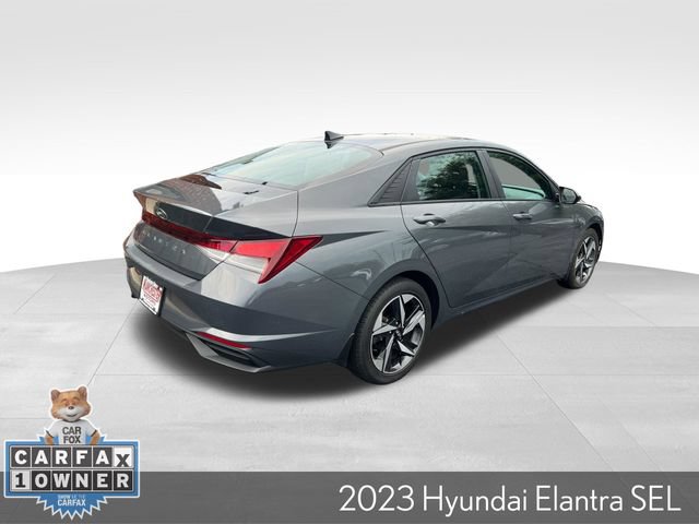 Used 2023 Hyundai Elantra SEL w/ Convenience Package FWD image 8