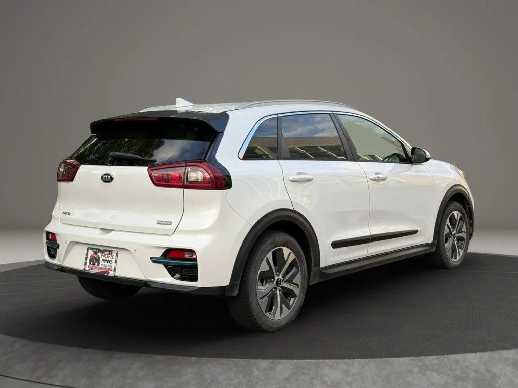 Used 2019 Kia Niro EX Premium w/ Cold Weather Package 1.0 FWD image 12