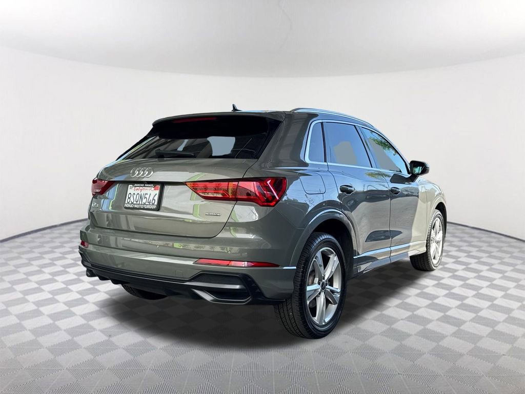 Used 2020 Audi Q3 2.0T Premium w/ Convenience Package AWD/4WD image 2