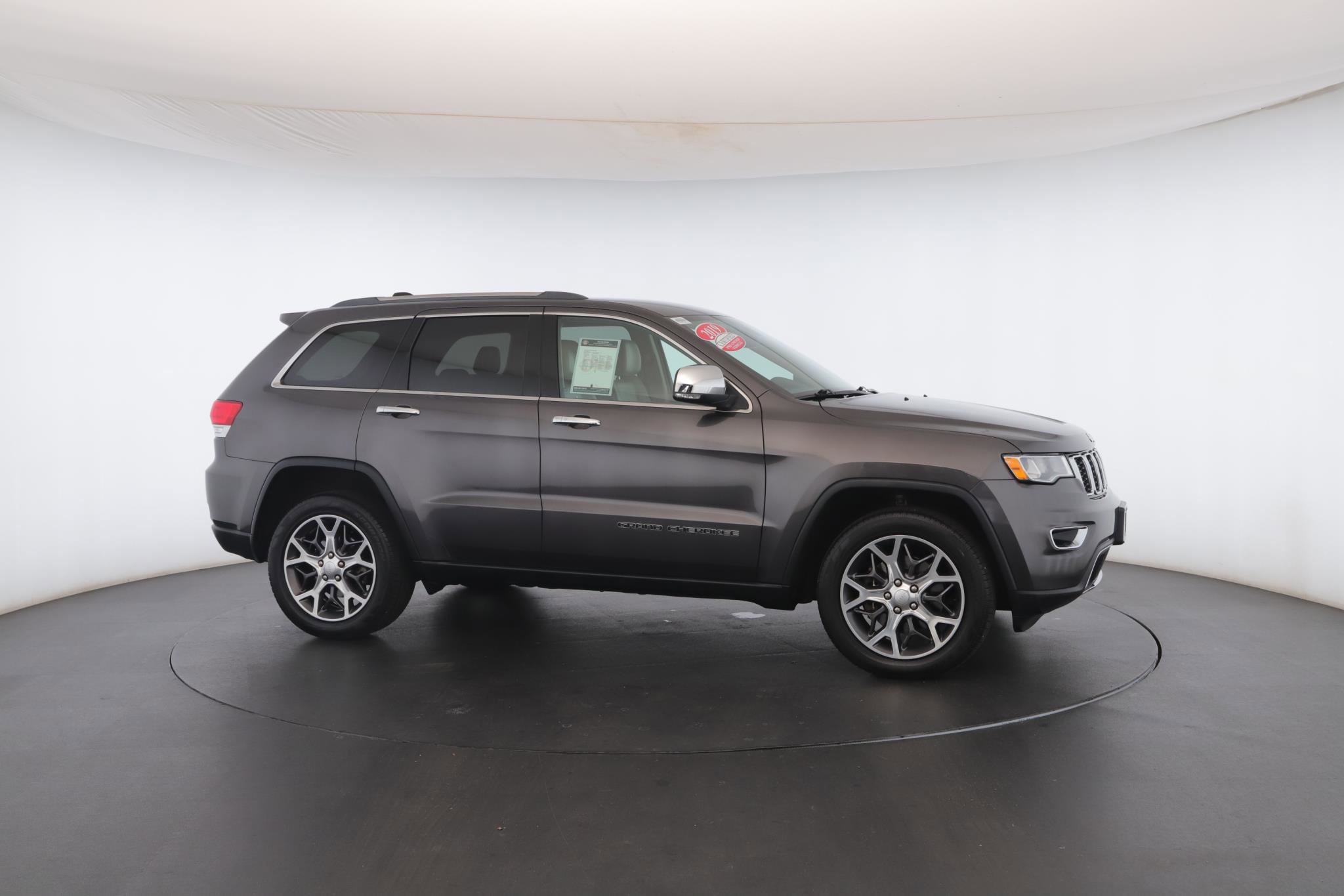 Certified 2019 Jeep Grand Cherokee Limited image 33