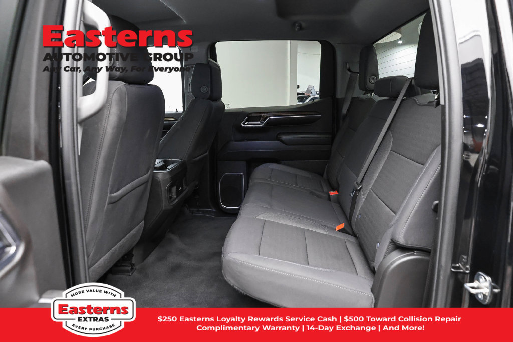 Used 2024 Chevrolet Silverado 1500 RST AWD/4WD image 25